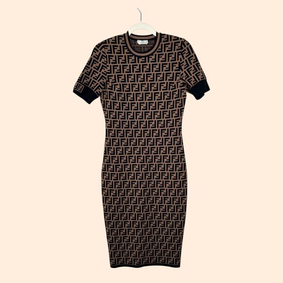 Fendi Logo Pattern Knit Dress - Picture 2 of 10
